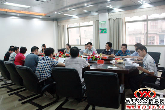 红网董事长舒斌到攸县新闻网•红网攸县站视察