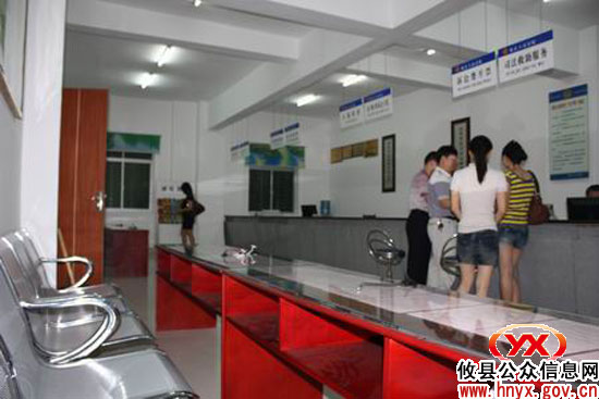 攸县人民法院重视立案信访窗口建设