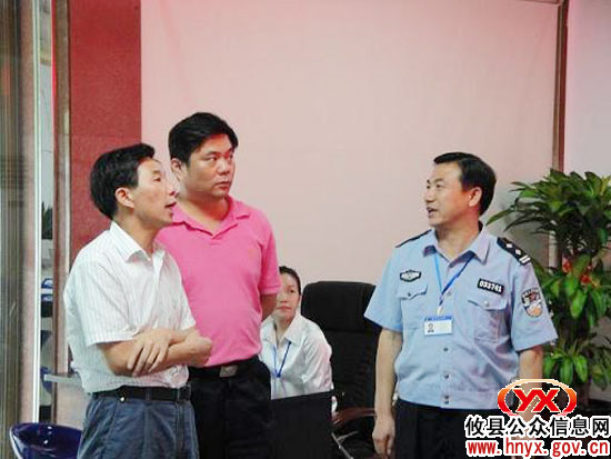 省公安厅吴大军一行来攸县验收省级示范接待窗口