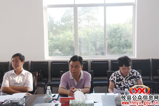 胡湘之一行赴攸县职教中心现场办公