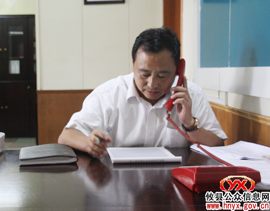 【党员风采】光明的使者——记县电力局电力110班长易忠诚