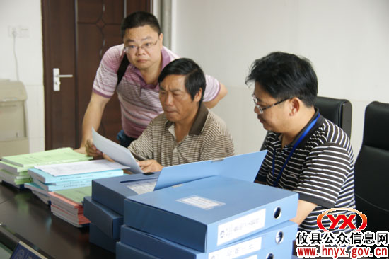 省爱卫办副主任徐小生一行来攸县调研“创卫”工作