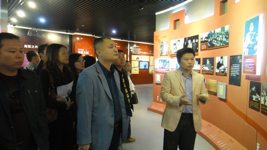 云龙示范区组织参观桥头堡警示教育基地