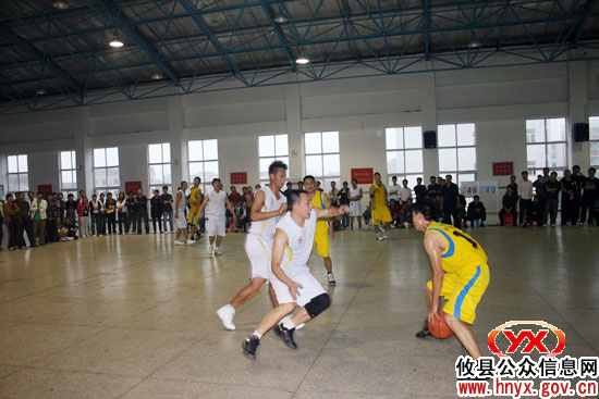 攸县2010年教职工男子篮球赛圆满落幕