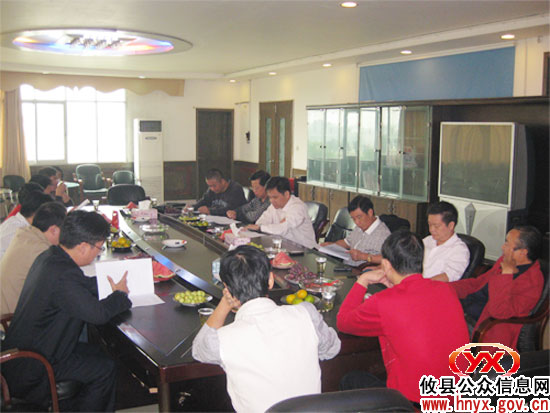 株洲市正厅级干部翟笃培一行到攸县网岭进行现场办公