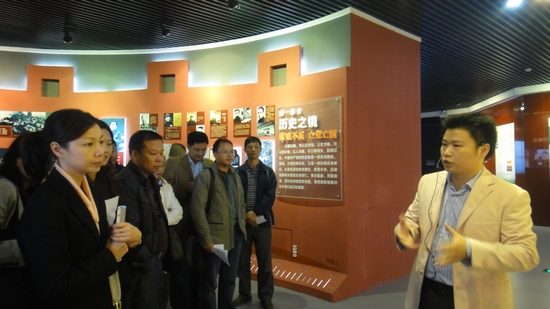 云龙示范区组织参观桥头堡警示教育基地