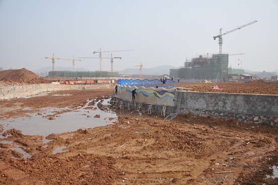 毛爱良一行视察职教城和华强项目建设