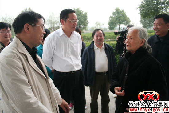 省民政厅副厅长杨明波一行来攸县检查验收专项工作