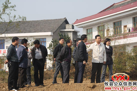 胡湘之到大同桥镇调研　强调“三抓”突出“三注重”