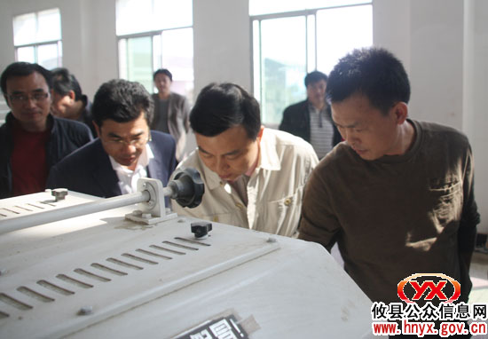 胡湘之到大同桥镇调研　强调“三抓”突出“三注重”