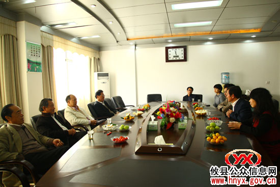省广播电视协会常务副会长彭福元一行来攸县指导工作