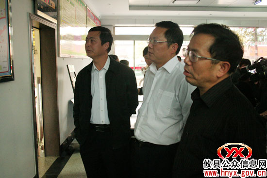 省民政厅副厅长杨明波一行来攸县检查验收专项工作