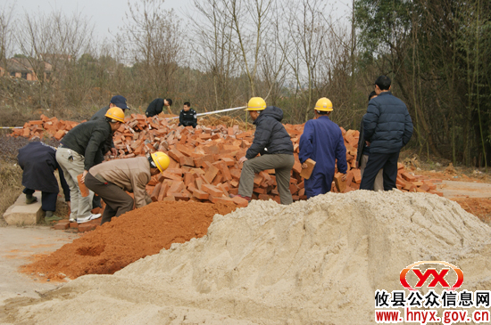 攸州工业园开展大规模拆除违法违规建筑行动