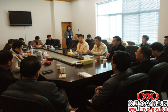邝邹飞、胡湘之到攸县人大常委会共商“十二五”规划