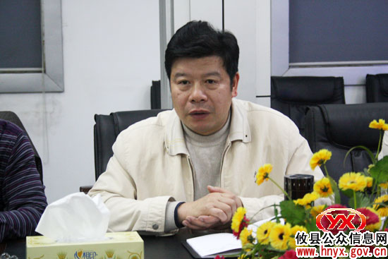 邝邹飞、胡湘之到县政协征求“十二五”规划编制意见
