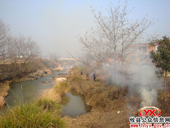 洁净行动：攸县槚山乡吹响水域清理号角