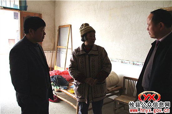 攸县计生系统开展“下基层，送温暖”活动