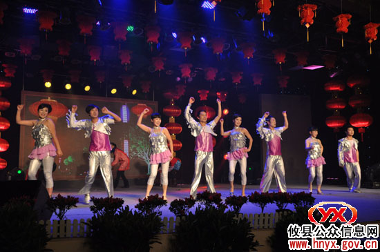 攸县2011年春节电视联欢晚会昨夜彩排 今晚上演并直播