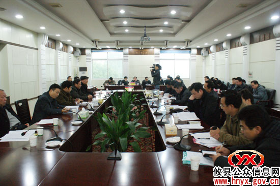 攸县县委十届十次全体（扩大）会议展开分组讨论