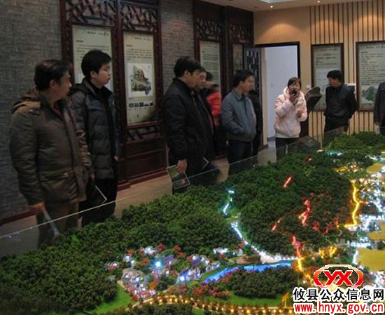 攸县石羊塘镇组织到省新农村示范村—望城县光明村“取经”