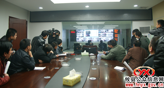 攸县交警大队组织公车驾驶员开展交通安全教育学习活动