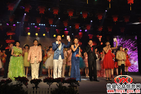 攸县2011年春节电视联欢晚会昨夜彩排 今晚上演并直播