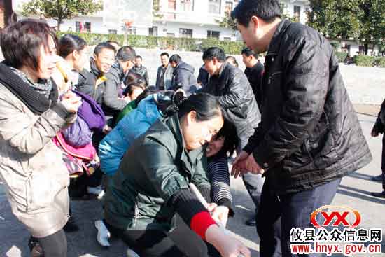 攸县黄丰桥中学迎新年活动丰富多彩