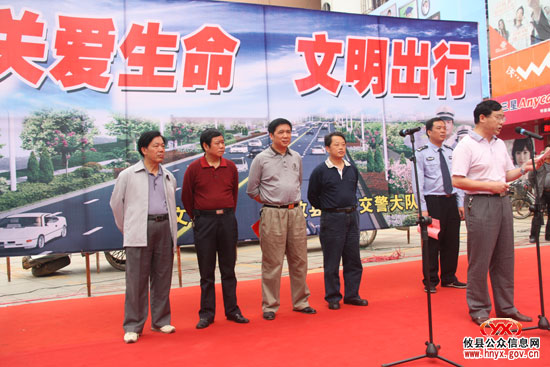 攸县首批“党员先锋号”、“文明服务号”出租车驾驶员评选出炉