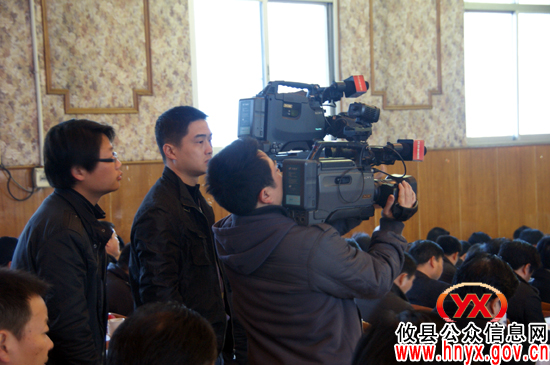 【“两会”快线】“老记”，无处不在