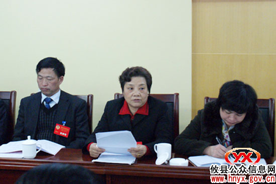 县政协七届十三次常委会再次举行会议