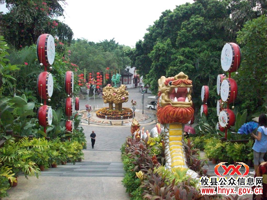 八面来风：深圳深南大道掠影（之腾飞的事业）