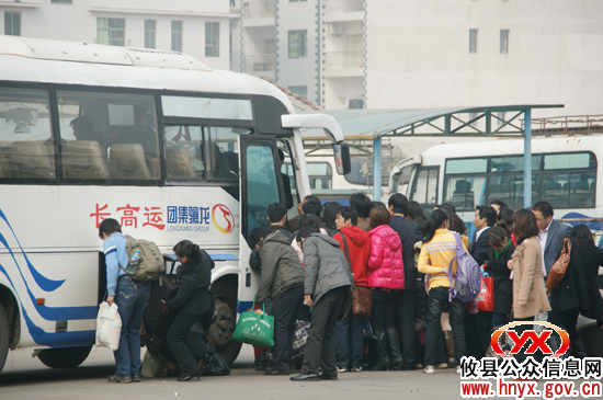 春节长假结束，今日攸县返程客流量大增