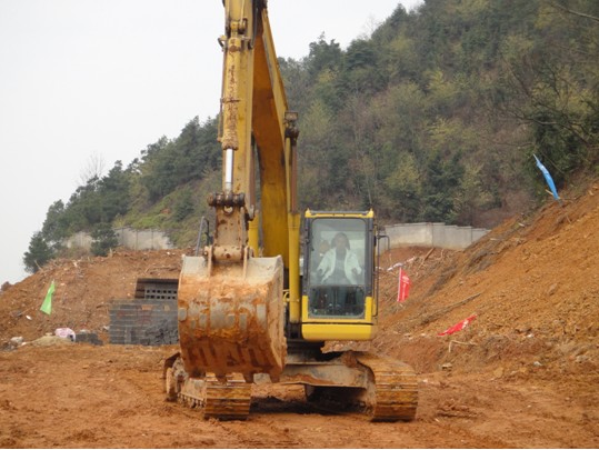 我区城际铁路项目开工顺利