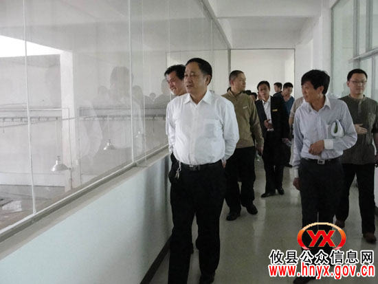 市政协副主席陈建泽一行来攸县视察“尧乡农业”
