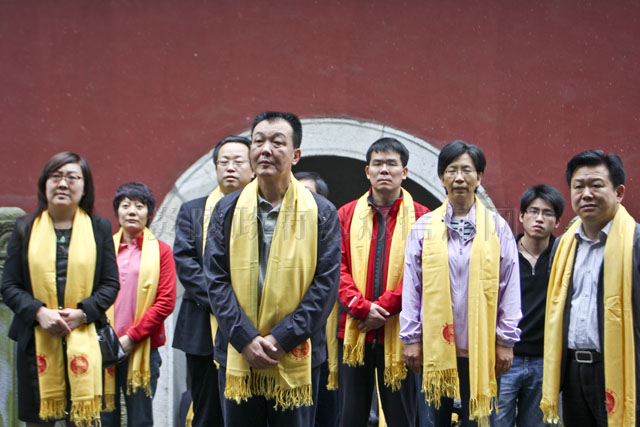 国家财政部人事教育司副司长张猛一行来我县考察旅游工作
