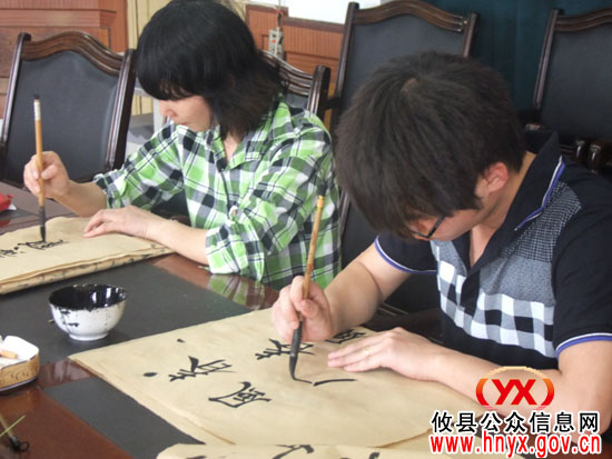 株洲生物工程中专举行“三字一话”比赛