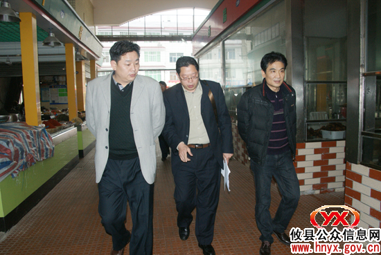 宜章县委常委、副县长陈潜率团来攸县考察学习城市管理