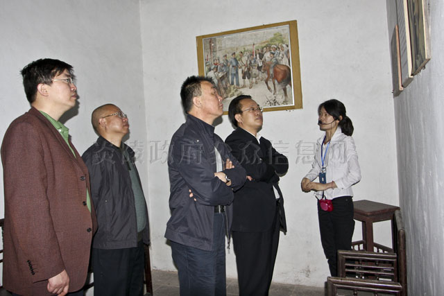 国家财政部人事教育司副司长张猛一行来我县考察旅游工作