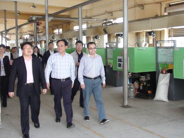郴州市委副书记、宜章县委书记向曙光一行到茶陵经济开发区考察工作