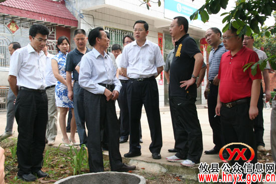 韶山市党政代表团来攸县考察城乡环境卫生洁净行动