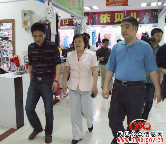 省民委党组副书记、副主任田代武一行到攸县调研