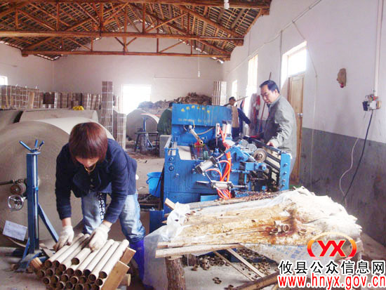 攸县槚山乡扬名烟花厂正式投产