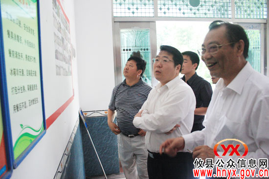 北京中郡县域经济研究所刘福刚一行来攸县考察