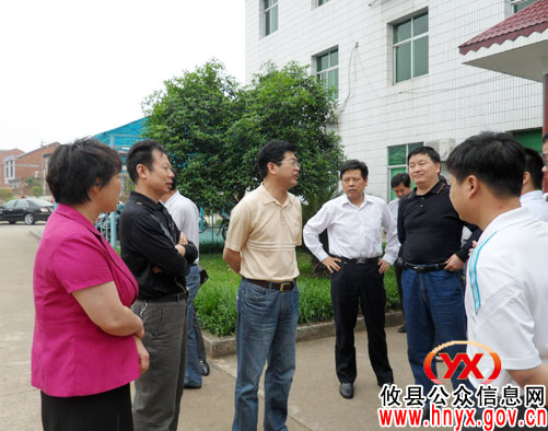 茶陵县副县长谭小华率队来攸县考察学习“医改”工作