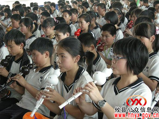 长鸿学校艺术组举行大型葫芦丝演奏讲座
