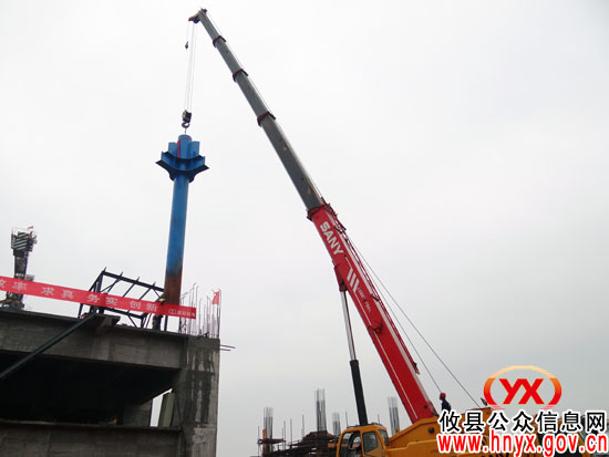 “远大公司”干法水泥项目窑尾框架顺利吊装