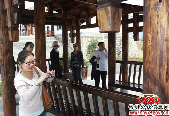 炎陵县谭艳一行来攸县考察旅游景区建设