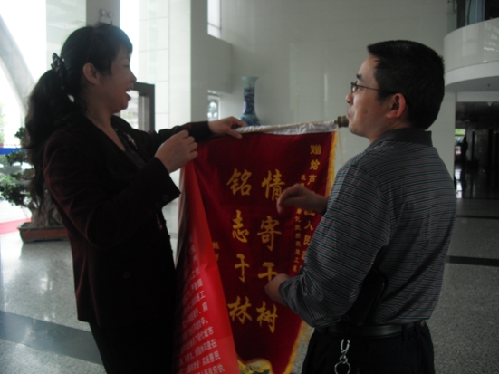 芦淞区2011年绿化提质改造工程获百姓好评