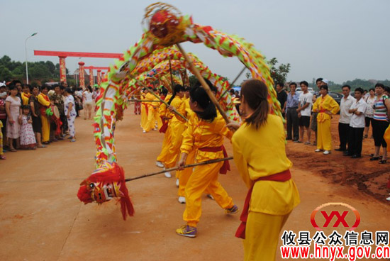 攸县莲塘坳今日举行撤乡建镇庆典仪式