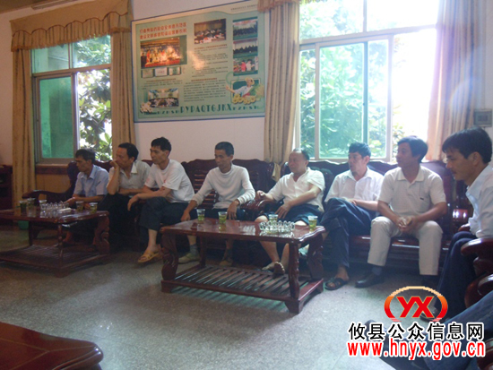 攸县酒埠江镇召开醴茶高速公路建设协调会